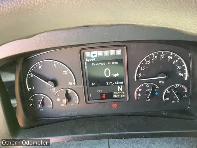 2023 Freightliner Cascadia 126