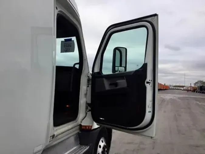 2020 Freightliner Cascadia