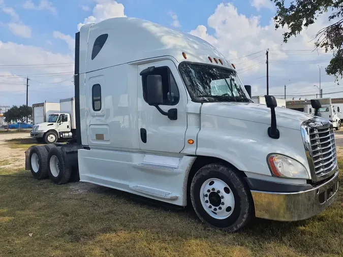 2019 FREIGHTLINER/MERCEDES CASCADIA 1255c42b47985feec890dc81532d0532cae