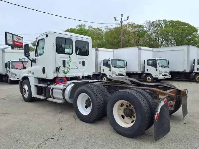 2017 FREIGHTLINER CASCADIA 125