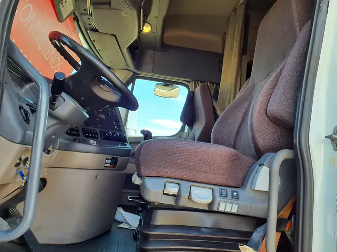 2019 FREIGHTLINER/MERCEDES CASCADIA 125