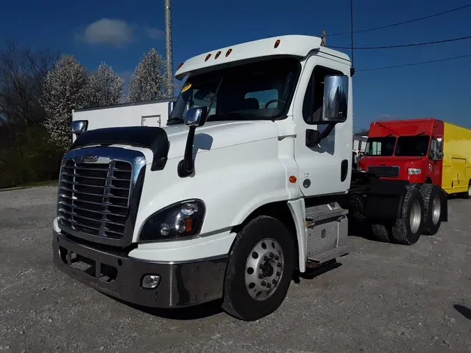 2020 FREIGHTLINER/MERCEDES CASCADIA 1255c4ce862a008436c62e10041824c3e18