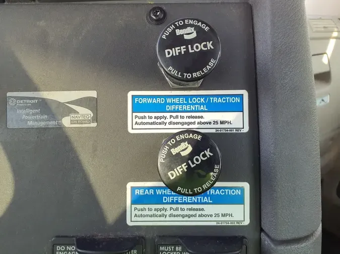 2020 FREIGHTLINER/MERCEDES CASCADIA 125