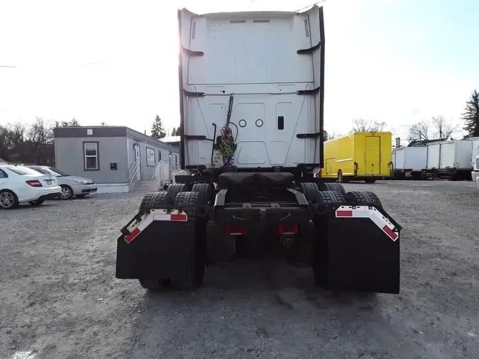 2020 NAVISTAR INTERNATIONAL LT625 SLPR CAB