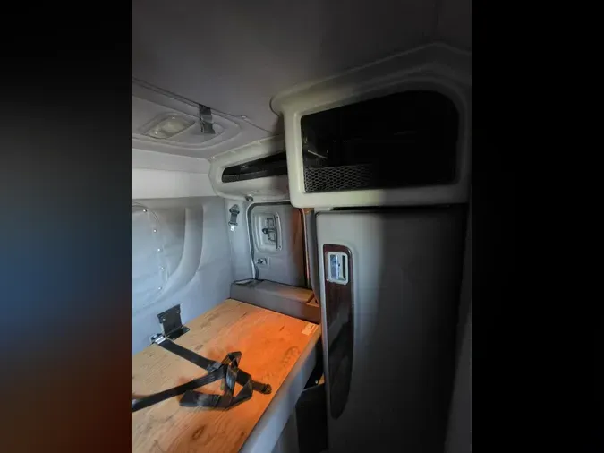 2016 Peterbilt 389