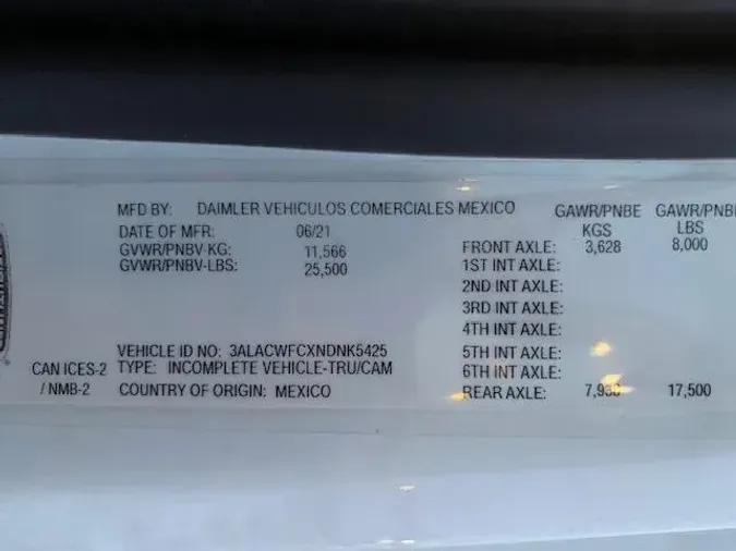 2022 Freightliner Business Class M2 106