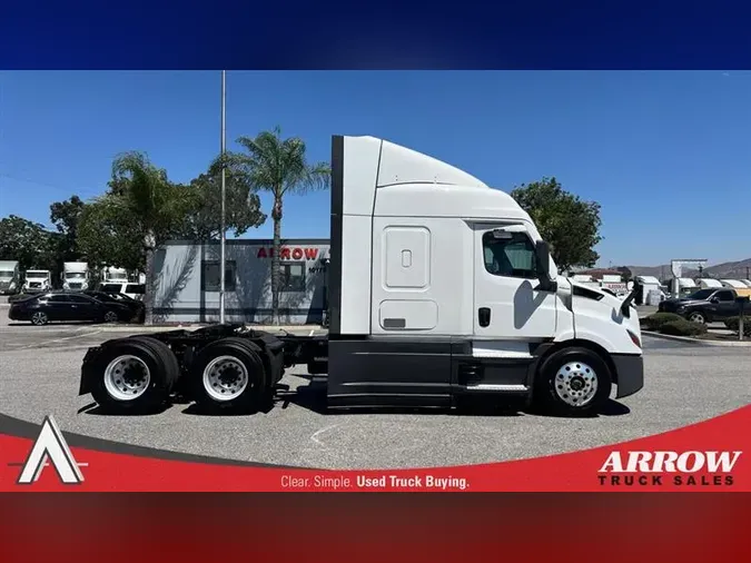 2022 FREIGHTLINER CA116