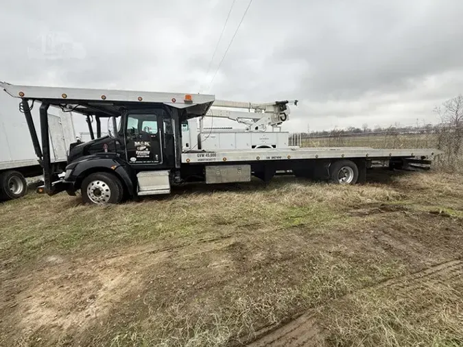 2011 KENWORTH T3705c5e356a0d598e225db9622c2c41247c