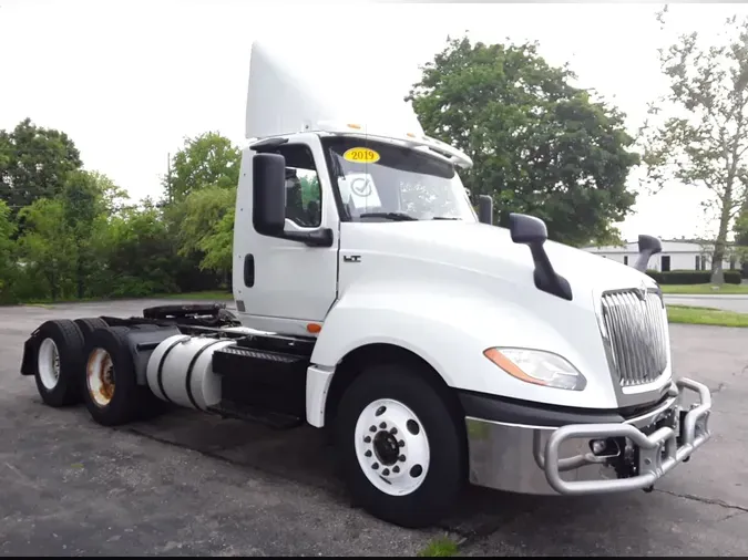 2019 NAVISTAR INTERNATIONAL LT625 DAYCAB T/A