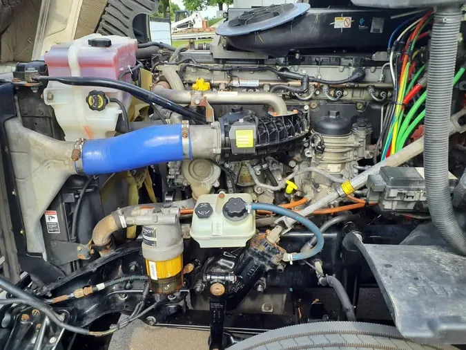 2019 FREIGHTLINER CASCADIA 1255c624daf5822b98a118f7f1ee8e66531