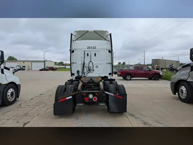 2020 Freightliner Cascadia