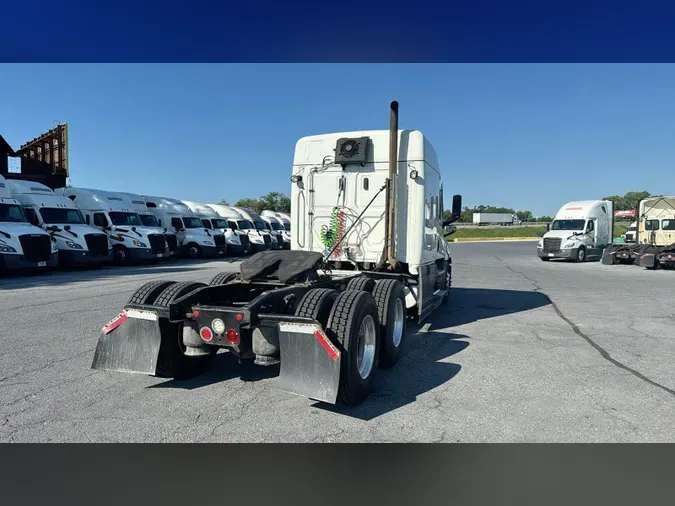 2022 Freightliner Cascadia 1265c62faac69806b90b28f4611522de55f