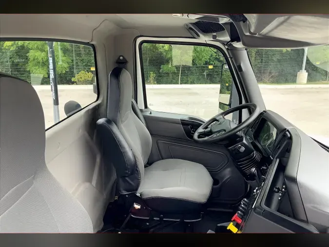 2019 INT LT625 6x4