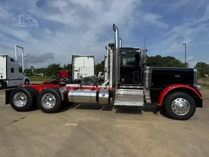 2022 PETERBILT 389