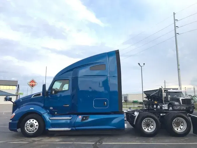 2021 Kenworth T680