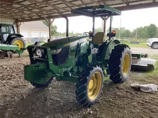 2018 John Deere 5065E