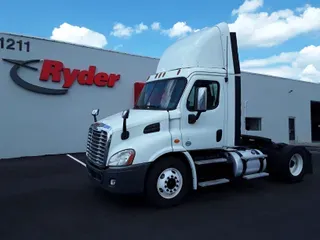 2014 Freightliner CASCADIA 113