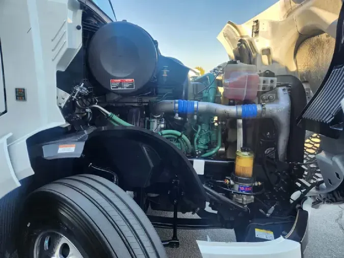 2022 VOLVO VNL64T7405c6eae0ed035c19f79b06d60b769203d