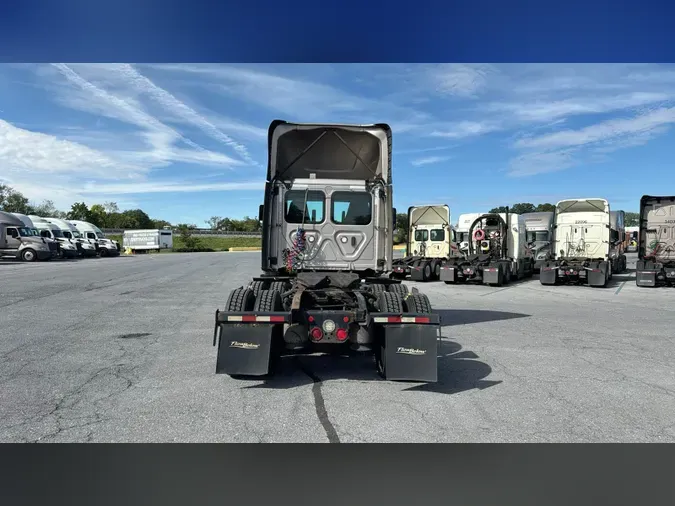 2020 Freightliner Cascadia 1265c70b34b2c53194c57f7721c0d584a91
