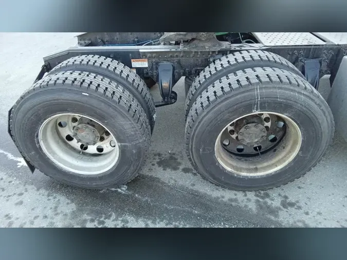 2022 Freightliner Cascadia 126