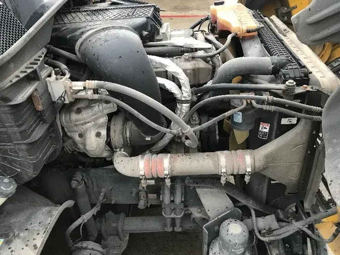 2018 FREIGHTLINER X12564ST