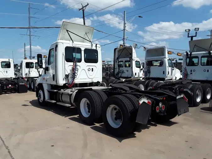 2019 FREIGHTLINER CASCADIA 125