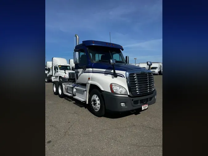 2020 FREIGHTLINER/MERCEDES CASCADIA 1255c7482f8d491428d5d874b797645c65b
