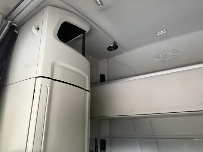 2022 Peterbilt 579