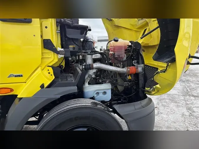 2019 INTERNATIONAL RH613