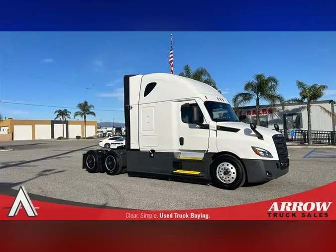 2022 FREIGHTLINER CA126