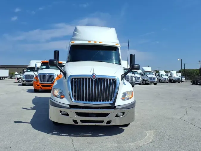 2020 NAVISTAR INTERNATIONAL LT625 SLPR CAB
