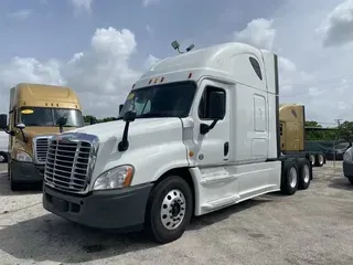 2015 FREIGHTLINER CASCADIA 125
