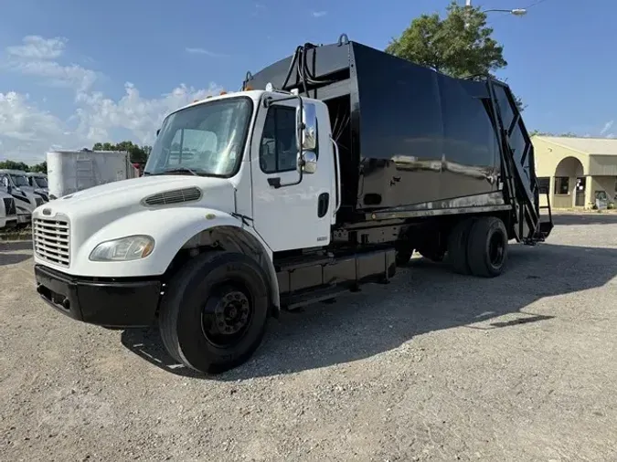 2005 FREIGHTLINER BUSINESS CLASS M2 1065c842c4e506ee37127222cc22fec068d