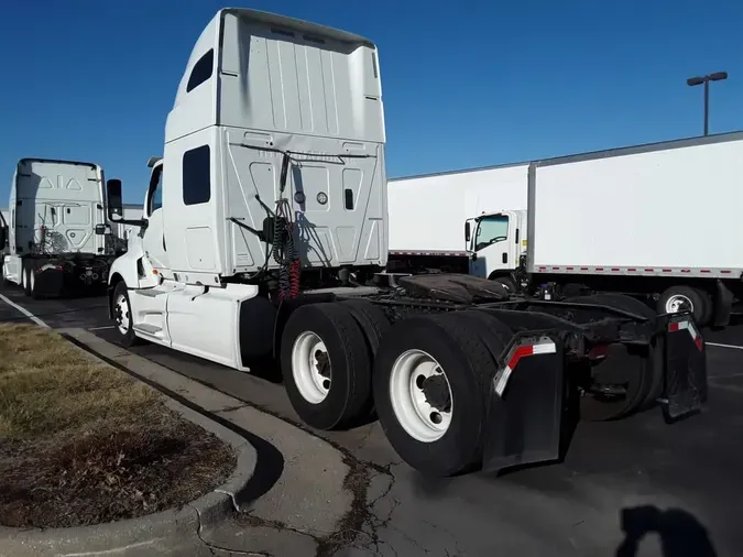 2020 NAVISTAR INTERNATIONAL LT625 SLPR CAB