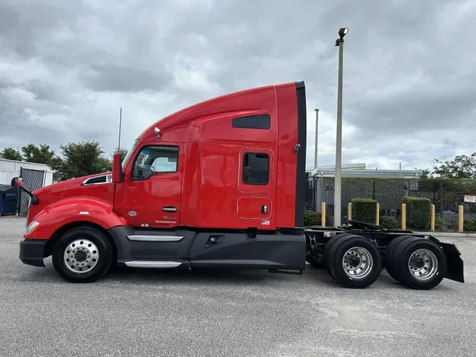 2022 Kenworth T680