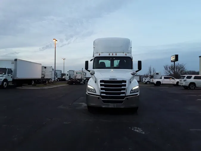 2019 FREIGHTLINER/MERCEDES NEW CASCADIA PX12664