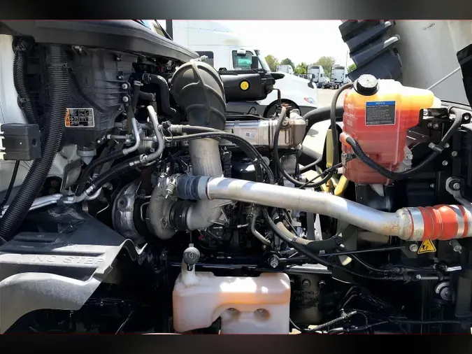 2022 INT LT625 6x4