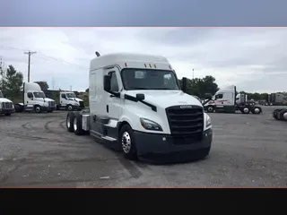 2022 Freightliner Cascadia 126