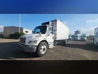 2017 FREIGHTLINER/MERCEDES M2 106