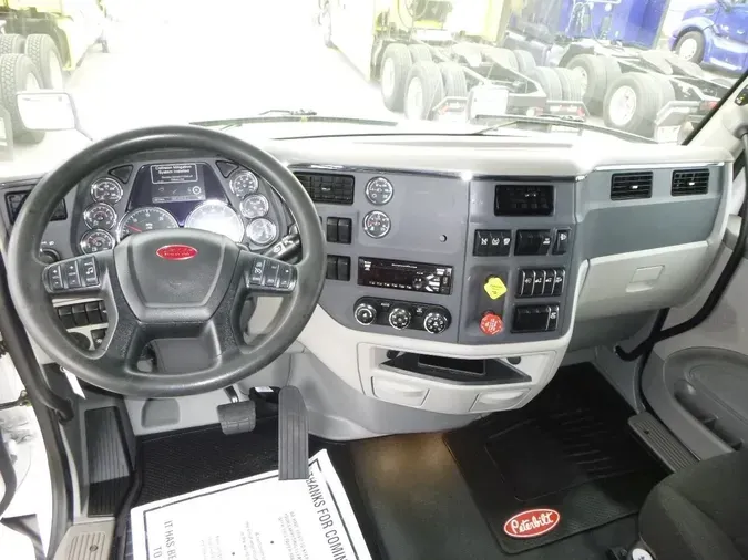 2021 Peterbilt 579