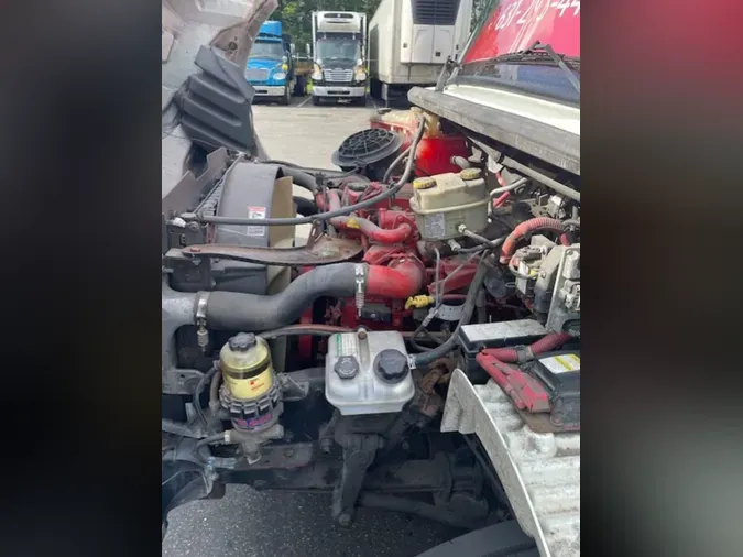 2019 FREIGHTLINER M2 106