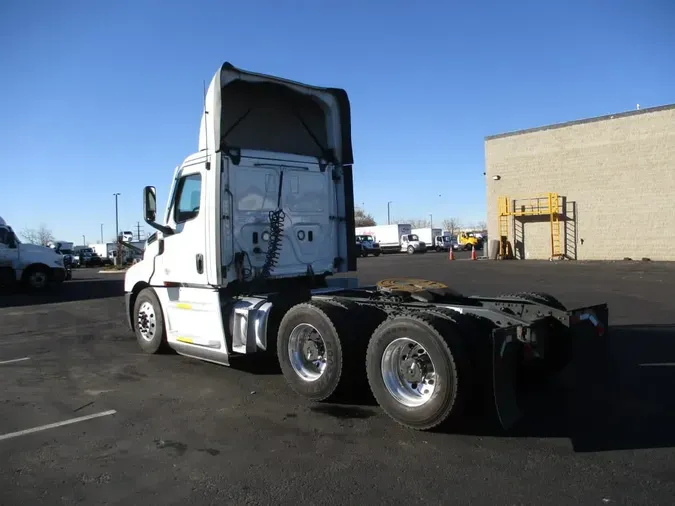 2022 FREIGHTLINER/MERCEDES NEW CASCADIA PX126645cb1e3affd30fc24906fef7ce8939968