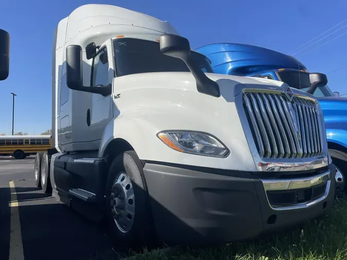 2022 International LT6255cb4f856f1468b011aba2fff3f08f3af