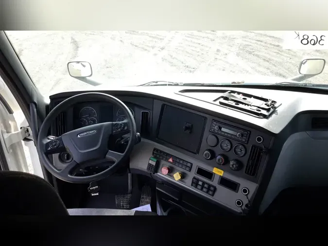 2021 Freightliner Cascadia 126