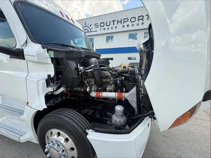 2022 Freightliner CA126SLP5cbc3ea50d628a7d37c244d78d74b7e0