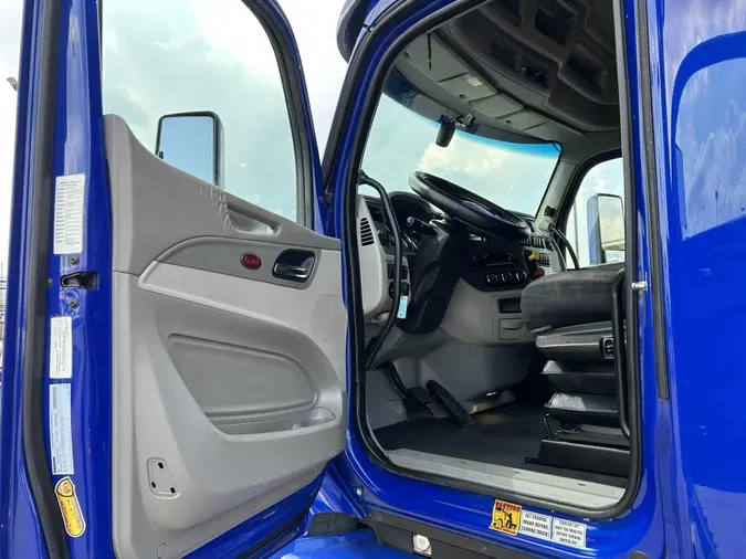 2022 Peterbilt 579