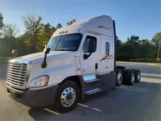 2019 Freightliner CASCADIA 125