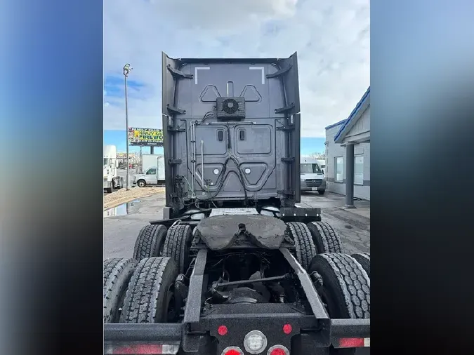 2022 FREIGHTLINER Cascadia 1265cc346eb7b2287d2c2610db6f0d16b19