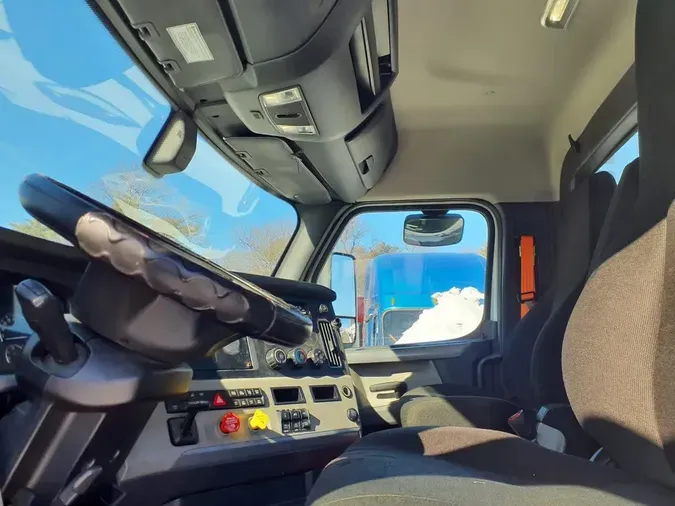 2020 FREIGHTLINER/MERCEDES NEW CASCADIA PX126645cc52399d30be7e728793c4821e47158