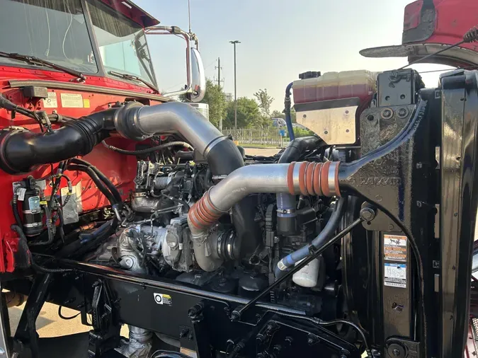 2019 Peterbilt 389